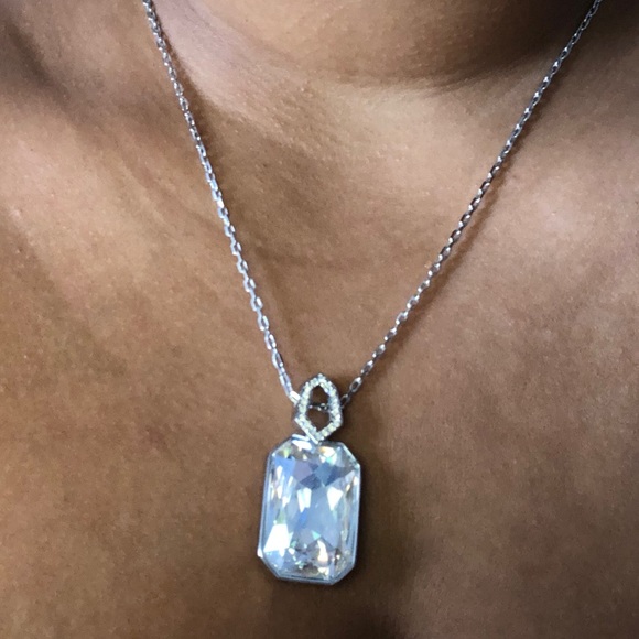 Swarovski Crystal Auradescent Pendant Necklace - Picture 6 of 6